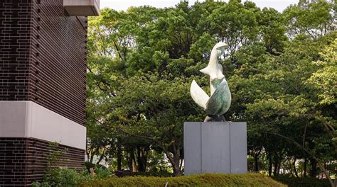 県立美術館 福岡 と 現代アートの未来像